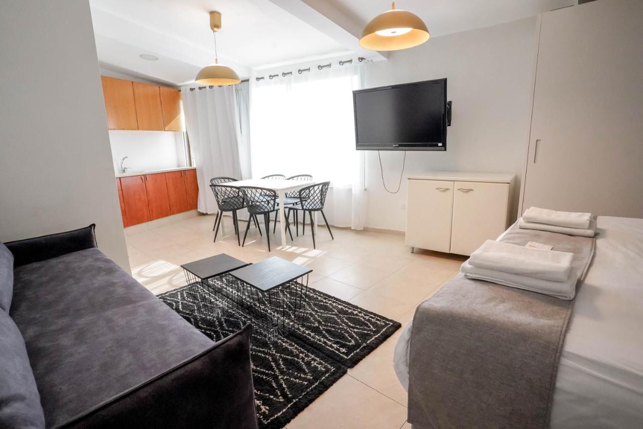 Yalarent Enorma Complex With Shared Heated Pool Daire Eilat Dış mekan fotoğraf